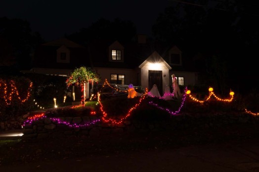 Wellesley rec haunted house decorating contest