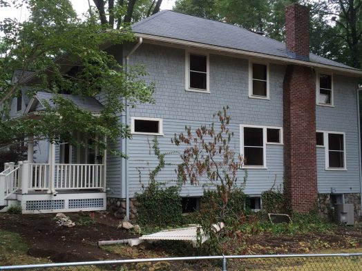 15 Curve St in Wellesley
