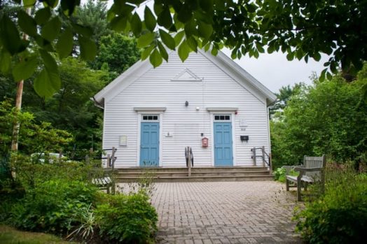 Wellesley Fells Library