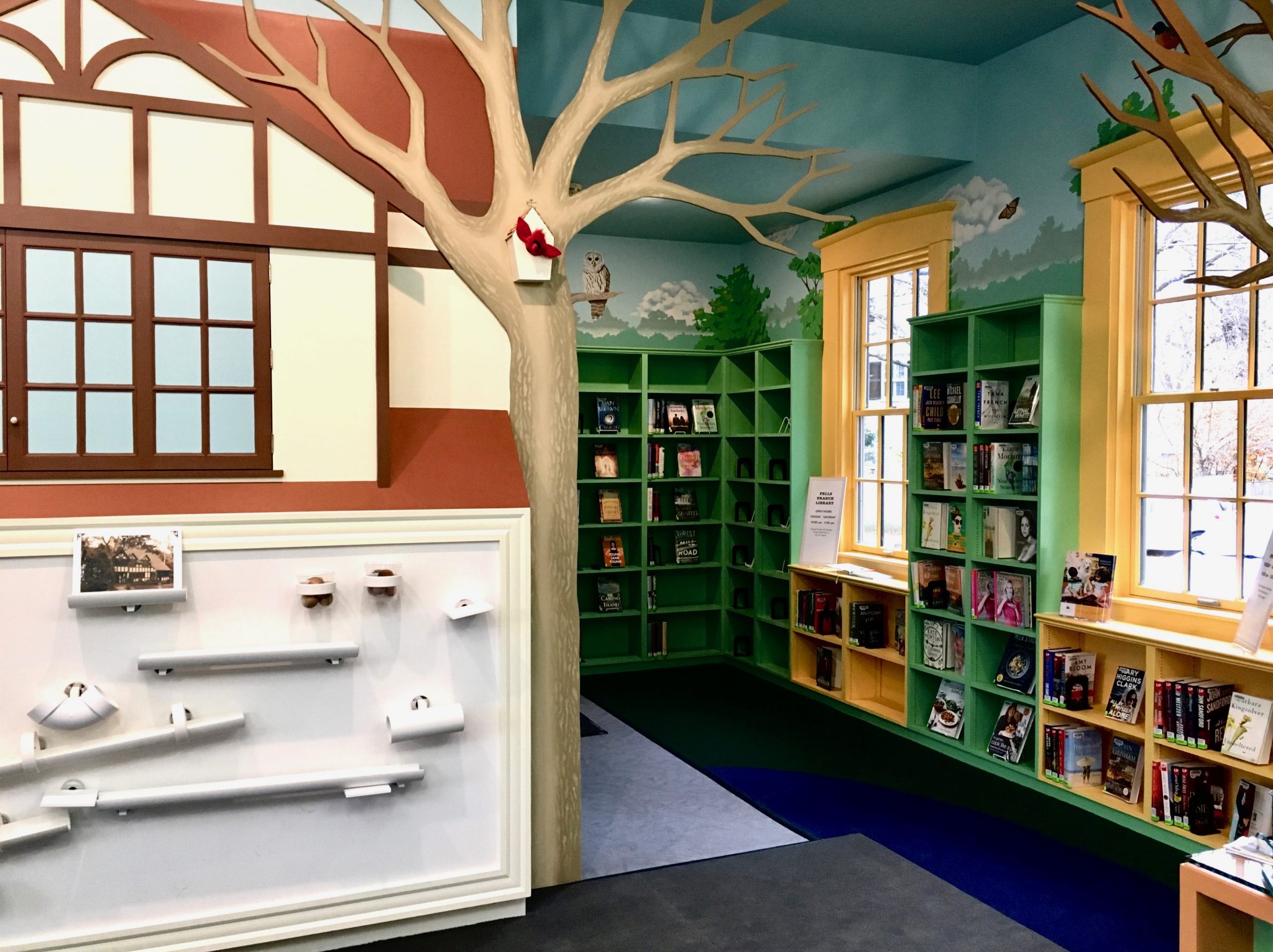 Wellesley Fells Library