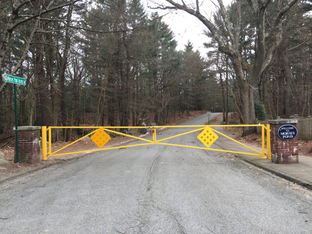 Morses Pond, Turner Rd. entrance