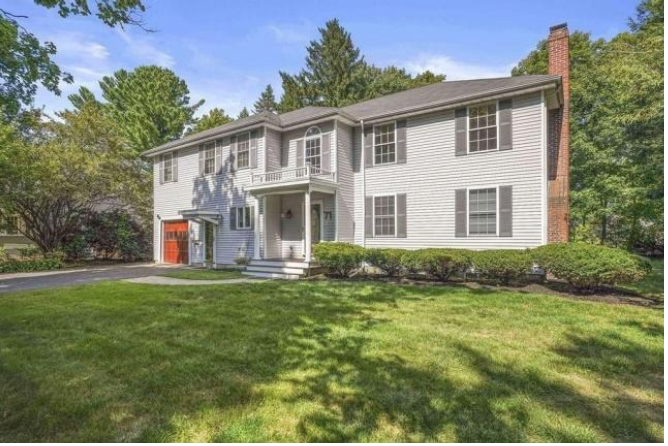 ABC house, Wellesley