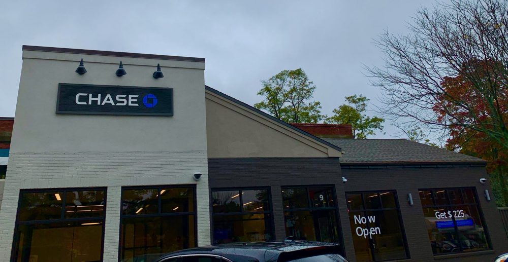 Chase Bank, Wellesley
