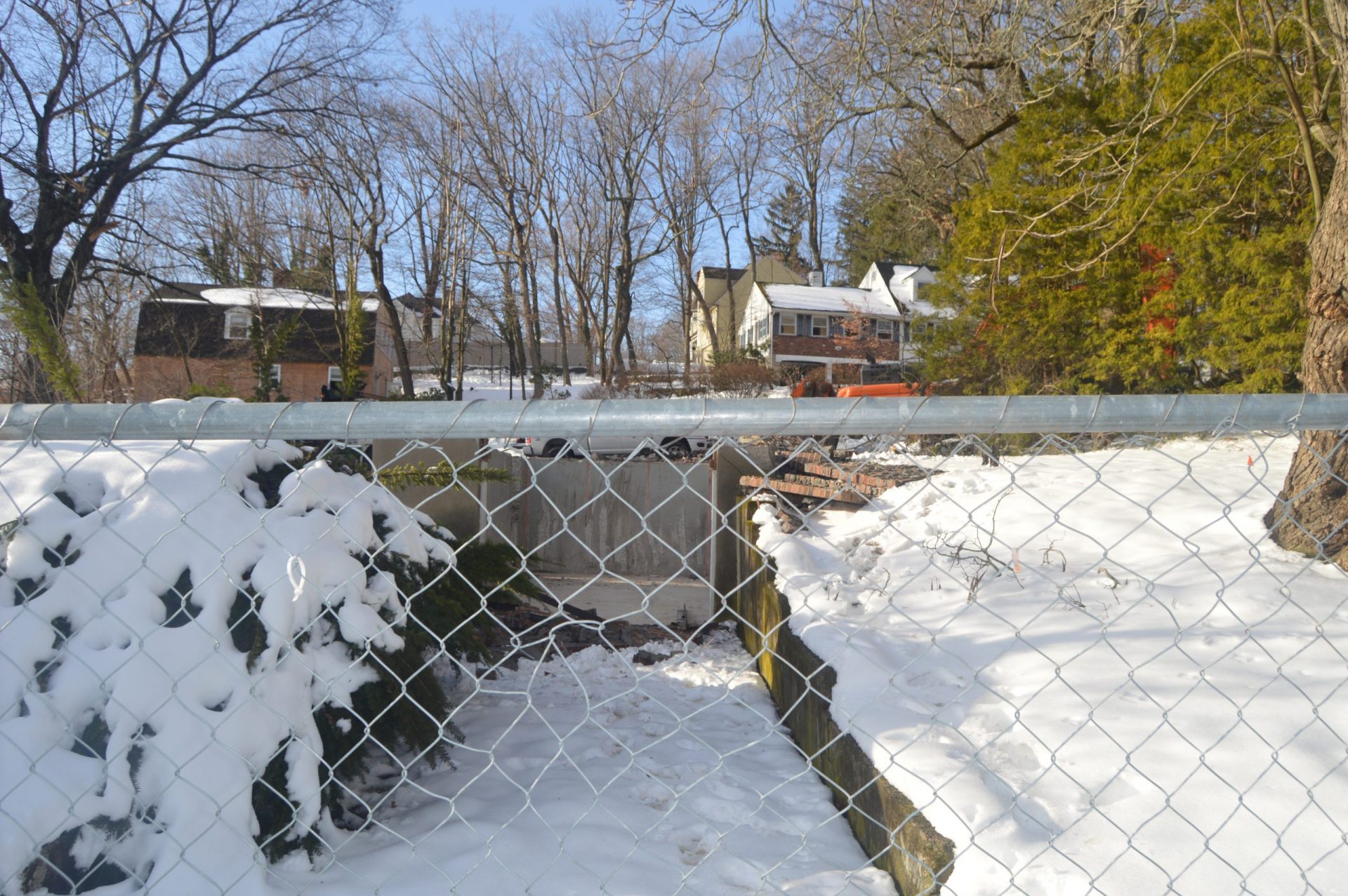 Whatever happened to Wellesley's ex40B projects on Delanson Circle