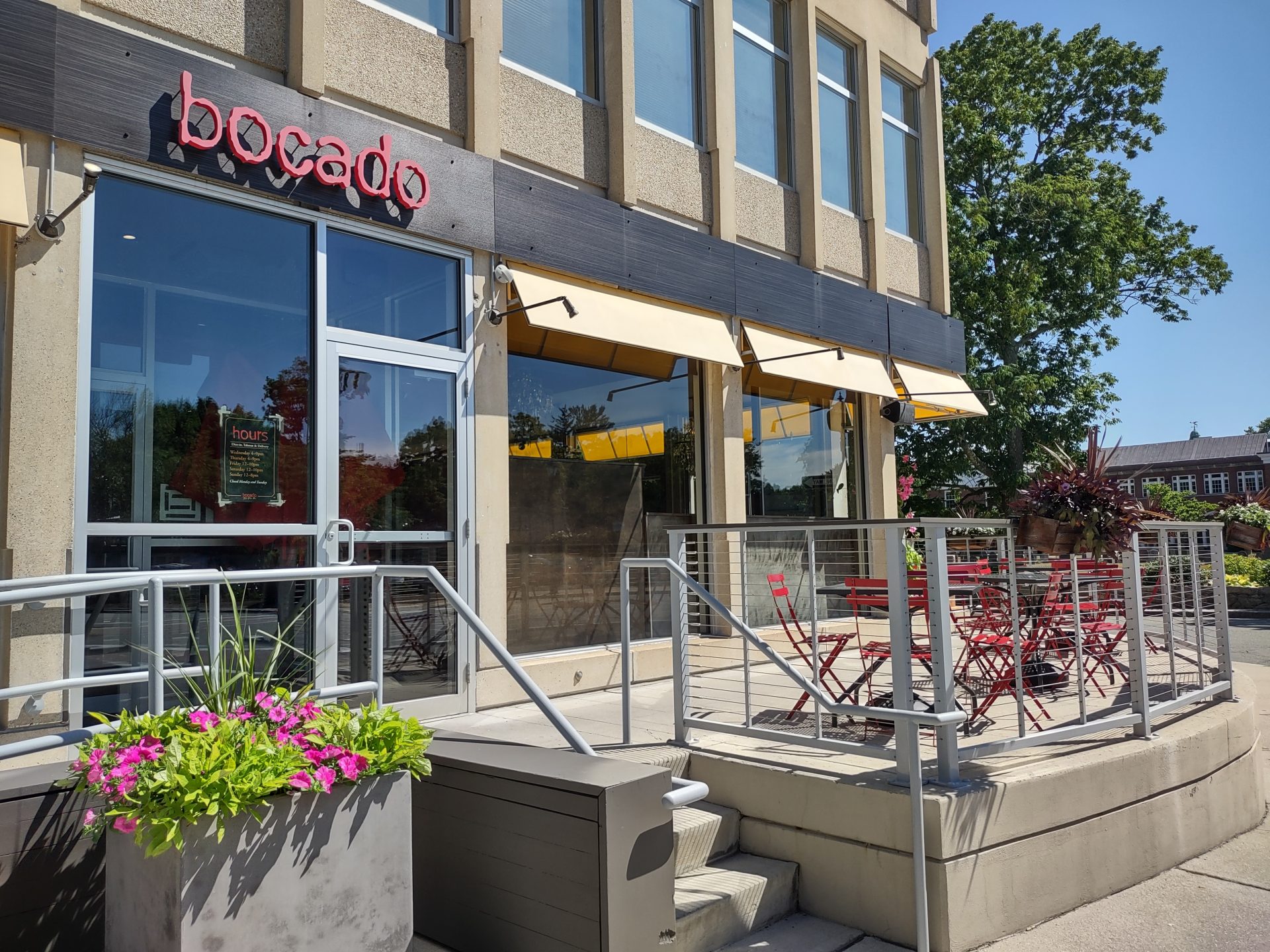 Restaurants in Wellesley, Mass. More than 50 dining options The